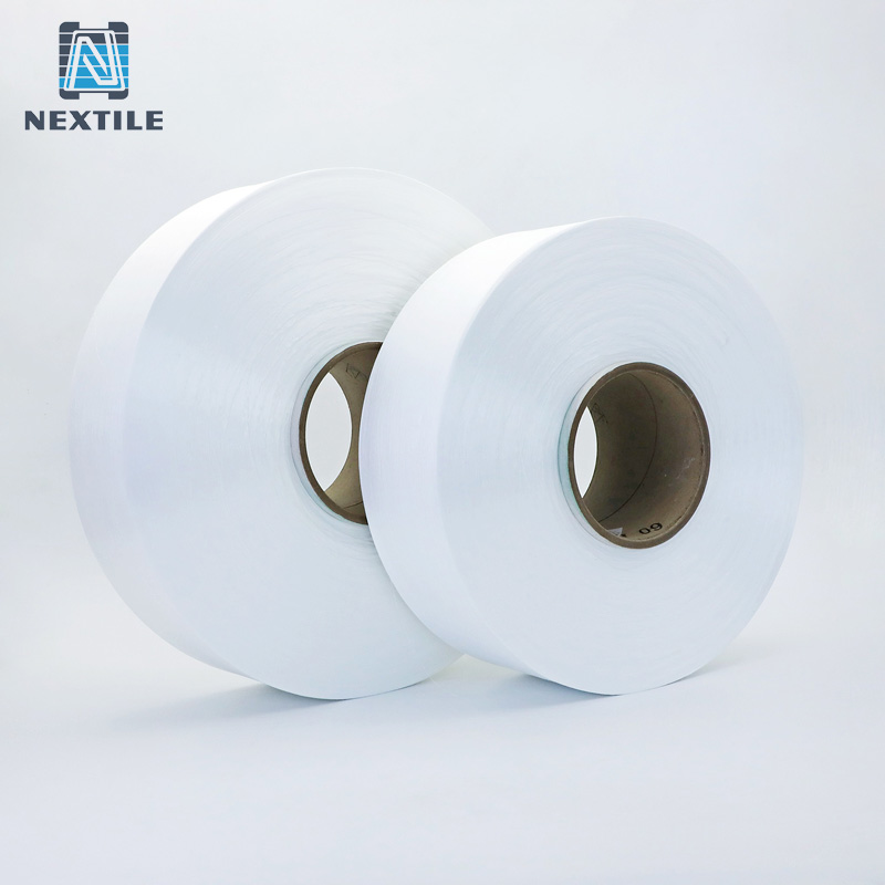 ¿Cuáles son los diferentes tipos de hilos reciclados?